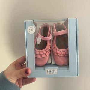 Robeez 6/12m Pink leather ruffle slip on moccasins shoes sandals